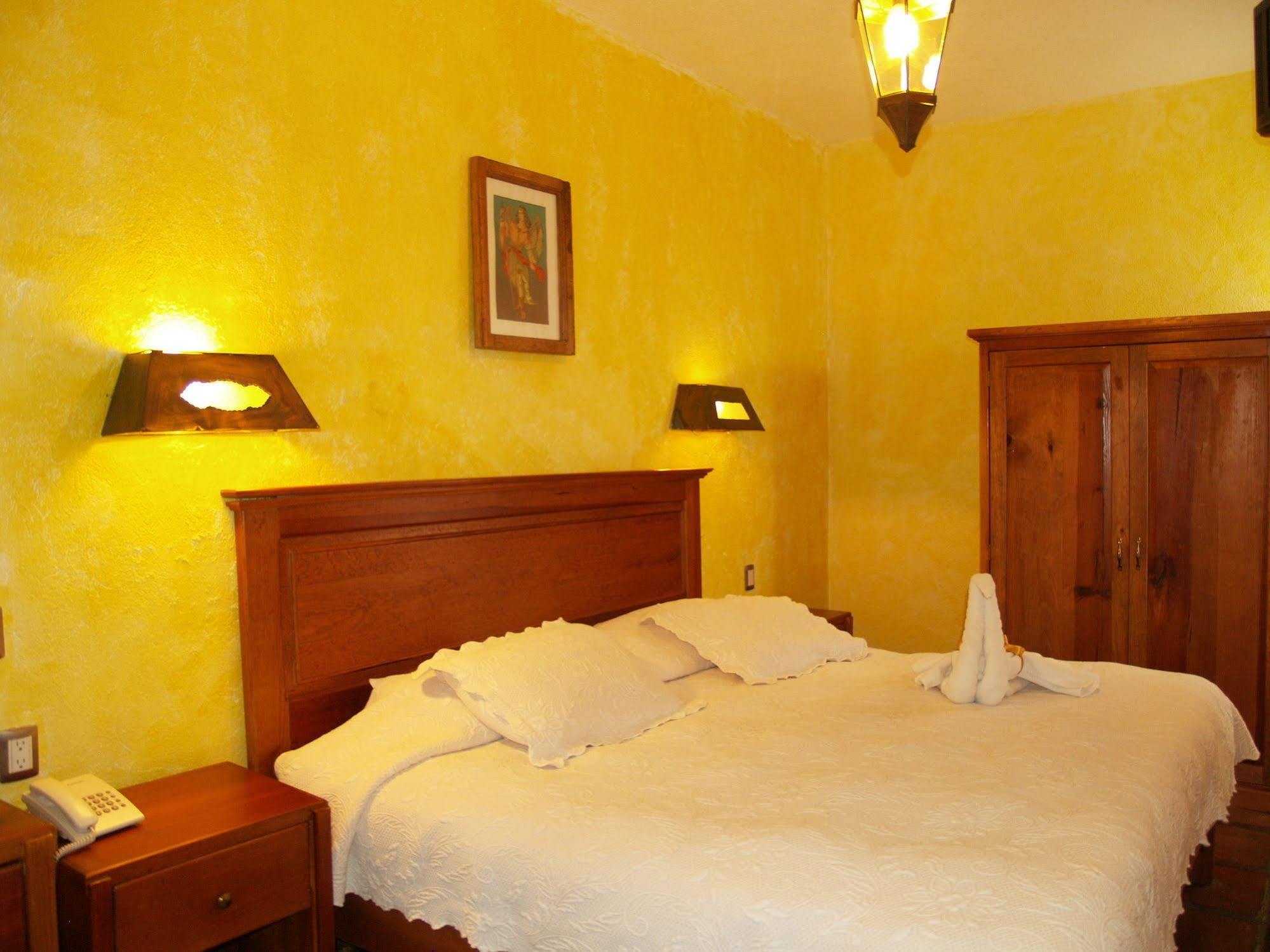 Hotel Refugio Del Angel Pátzcuaro Екстериор снимка