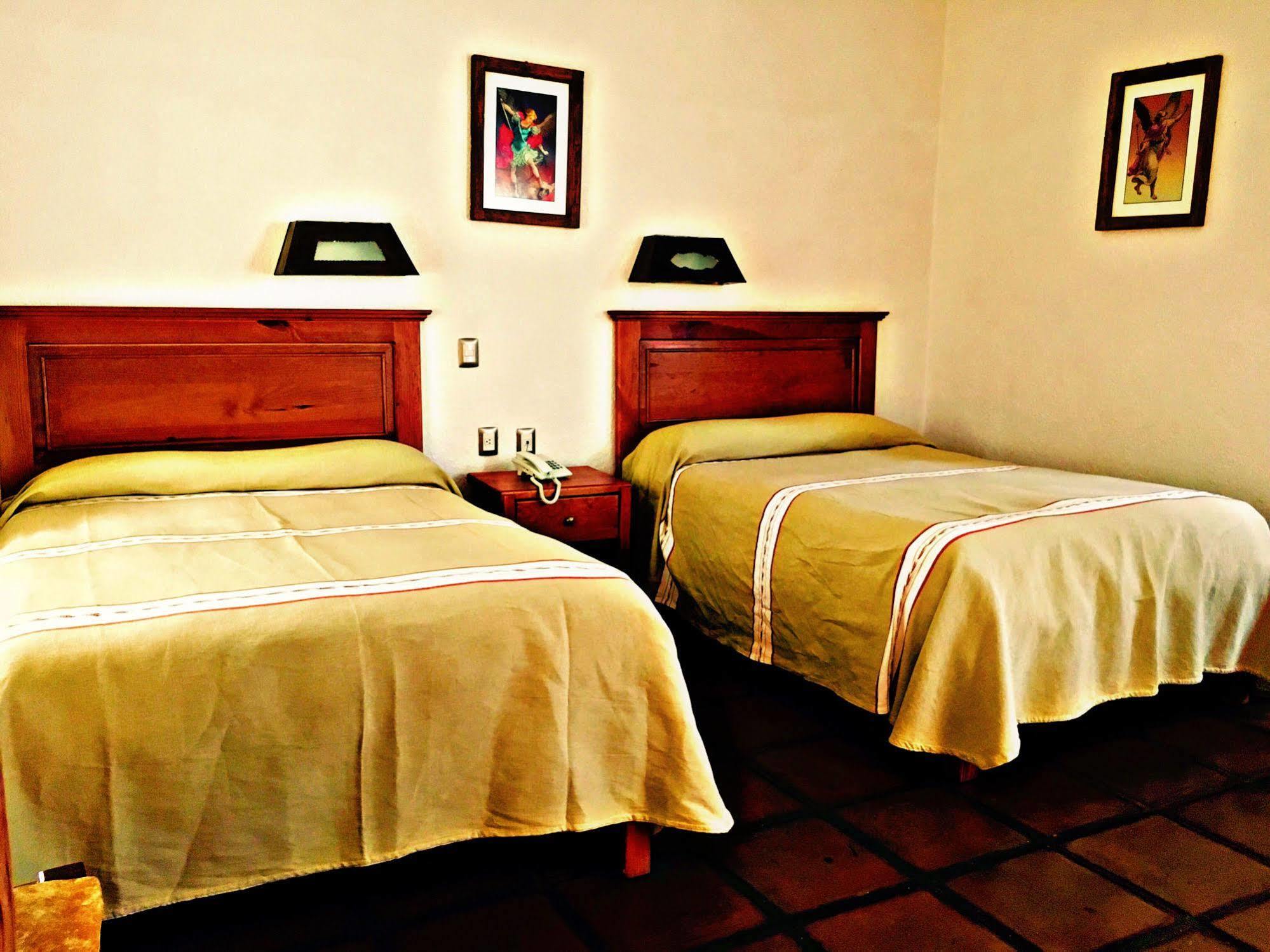 Hotel Refugio Del Angel Pátzcuaro Екстериор снимка