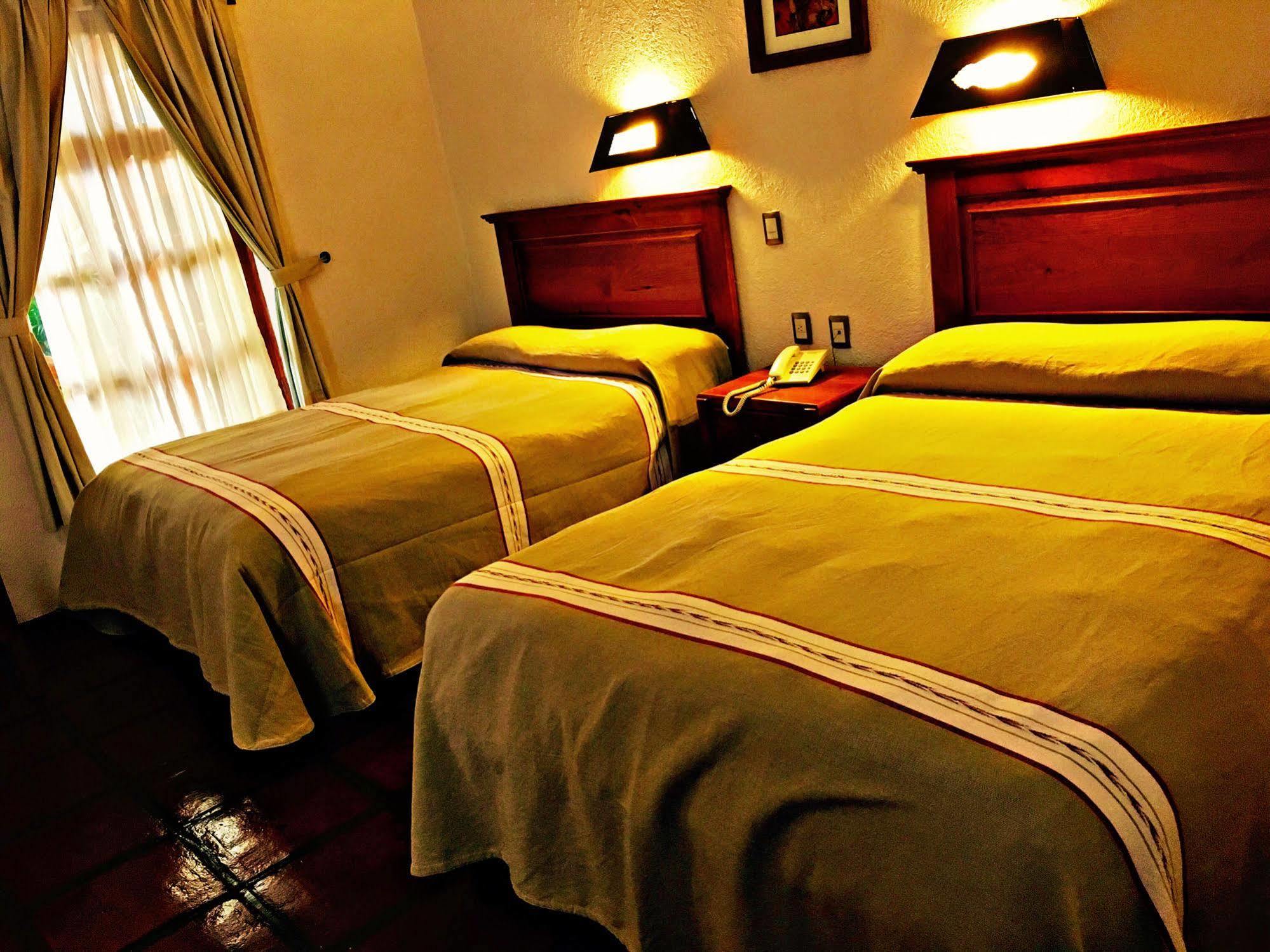 Hotel Refugio Del Angel Pátzcuaro Екстериор снимка